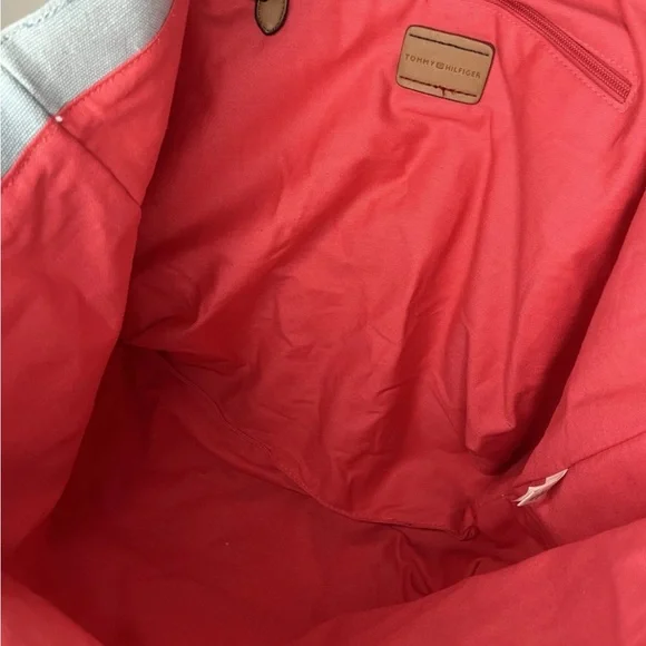 Tommy Hilfiger Canvas Tote brand new with tag - Picture 4 of 8